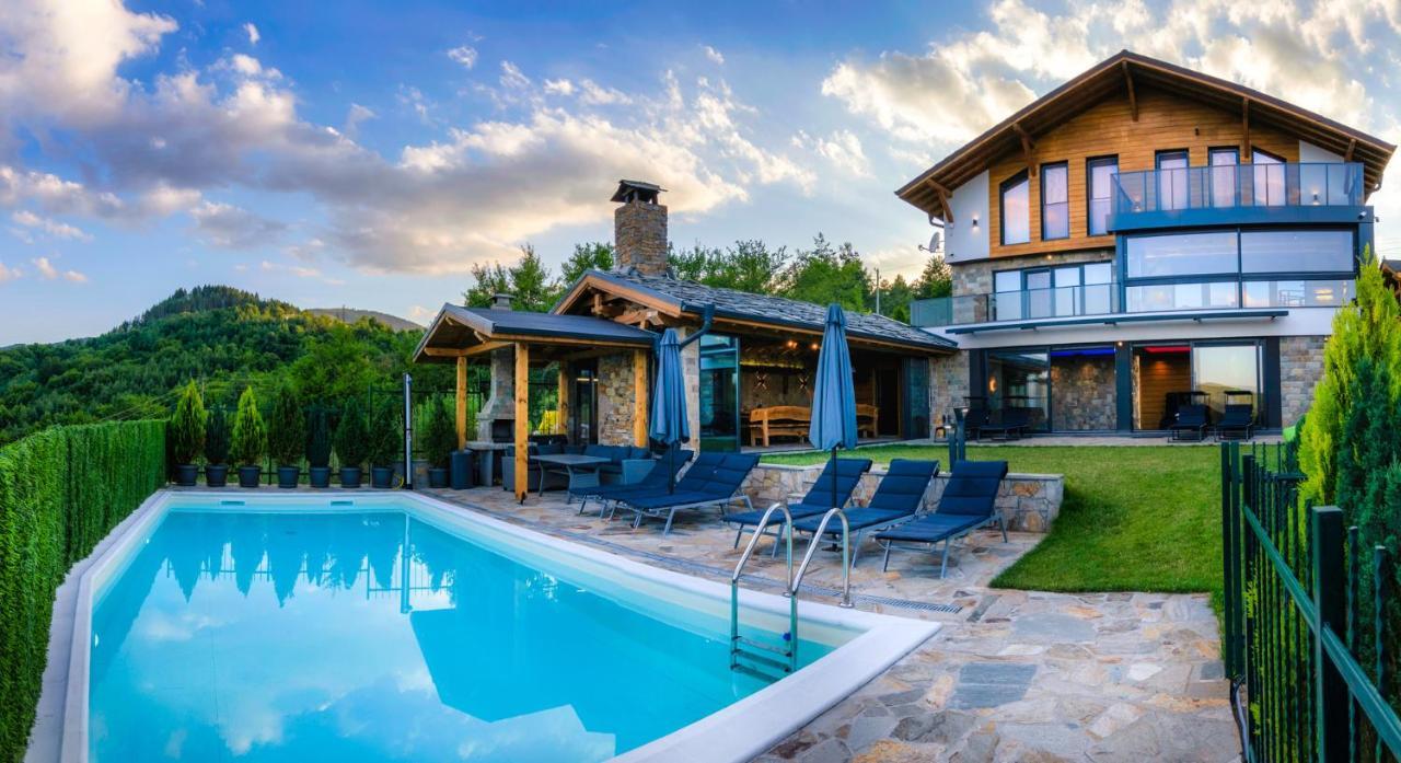 קיוסטנדיל Вила Рустик / Villa Rustic מראה חיצוני תמונה